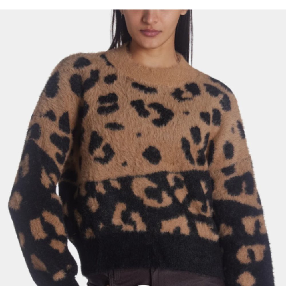 NEW WITH TAGS Colorblock Leopard Long Sleeve Sweater Medium